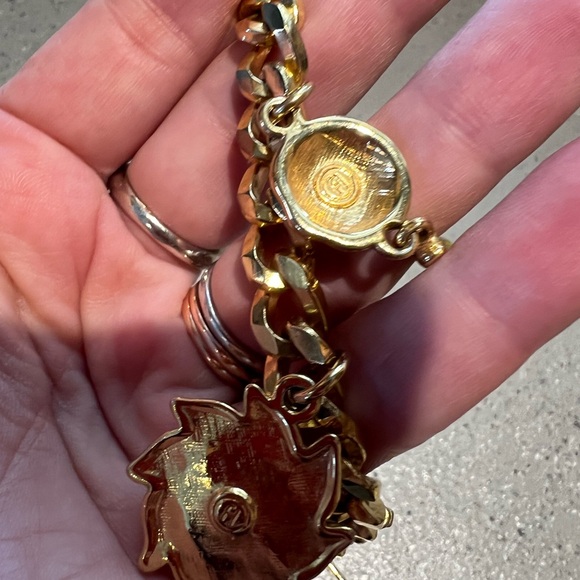 Charm bracelet - Picture 4 of 4